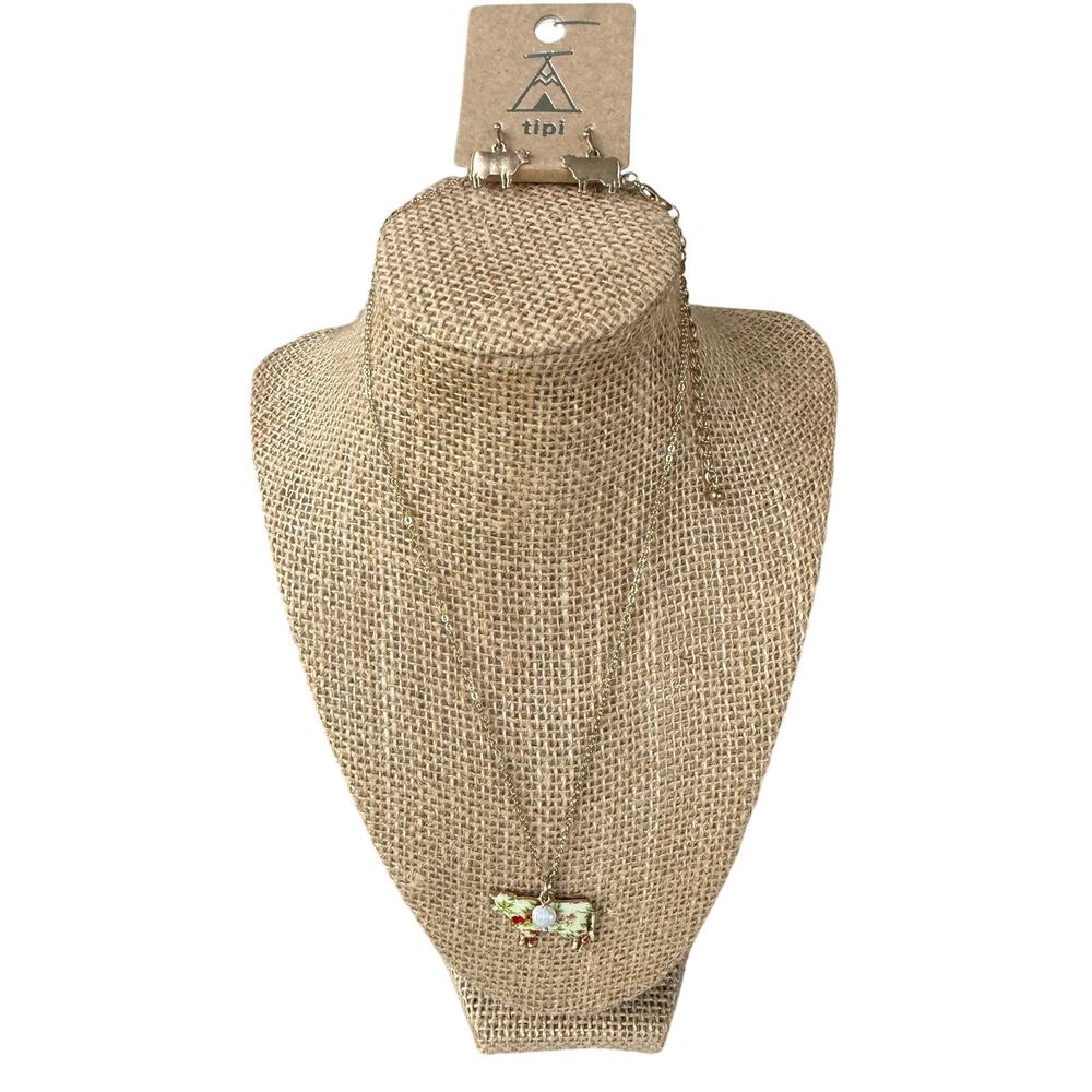 Tipi's Cow Necklace With Earrings